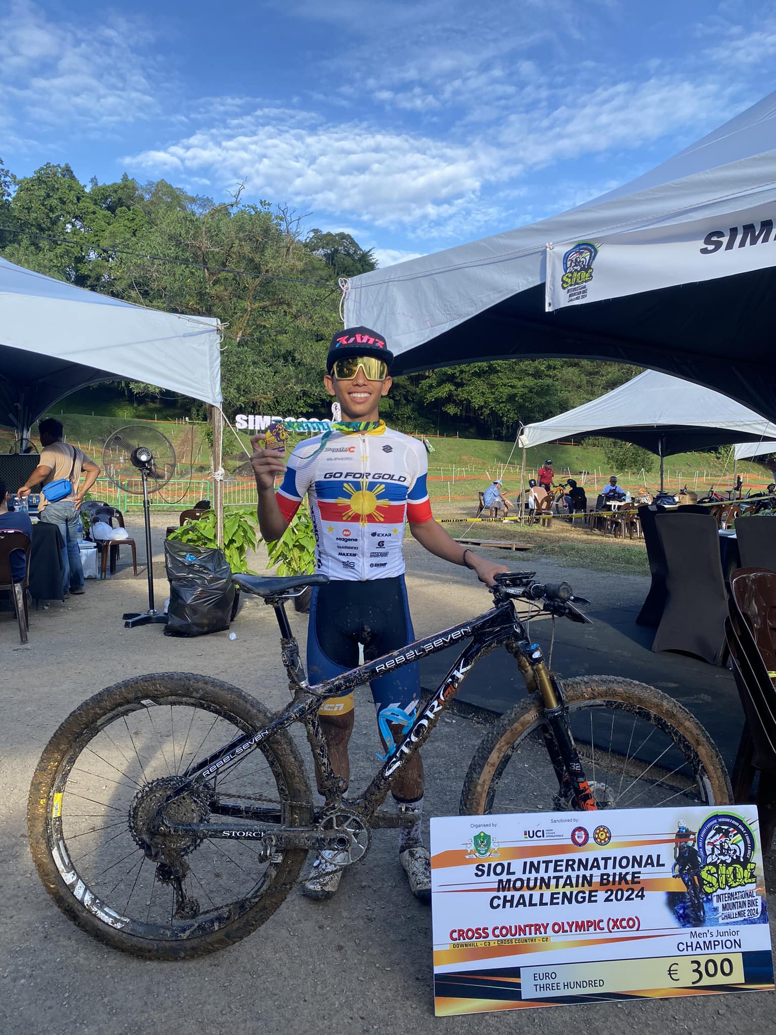 Gold Medal Glory for Filipino Cyclist John Andre Aguja at SIOL International Mountain Bike Challenge 2024